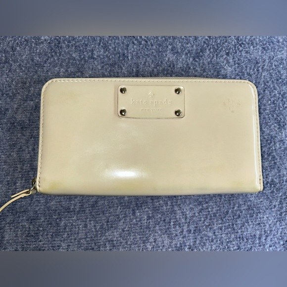 Kate Spade Handbags - Kate Spade Wellesley Continental Zip Around Wallet